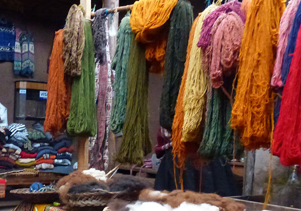 Tejidos tradicionales andinos